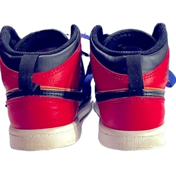 Nike Air Jordan Mid. Skyline Kids Youth Size 13C pre owned in good cond… - Picture 4 of 8